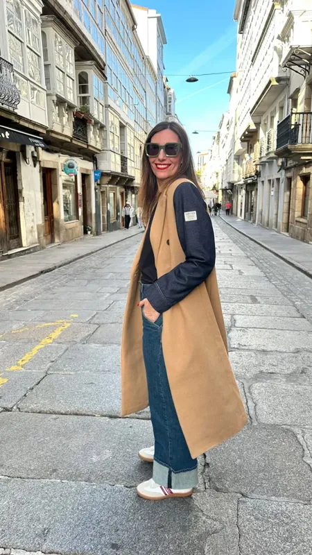 Abrigo Lois de pano con mangas vaqueiras — Niebla