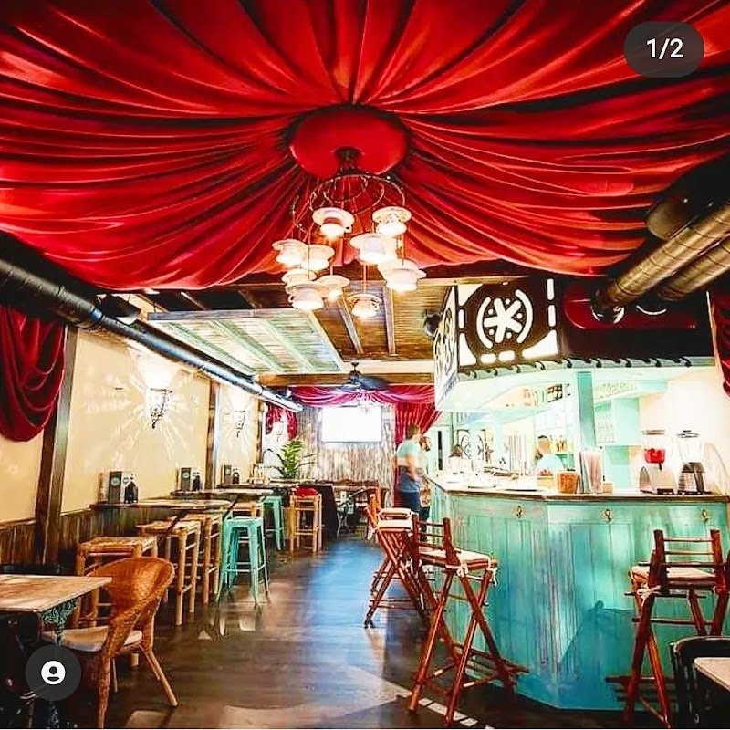 Area Oasis Bar — imaxe 5