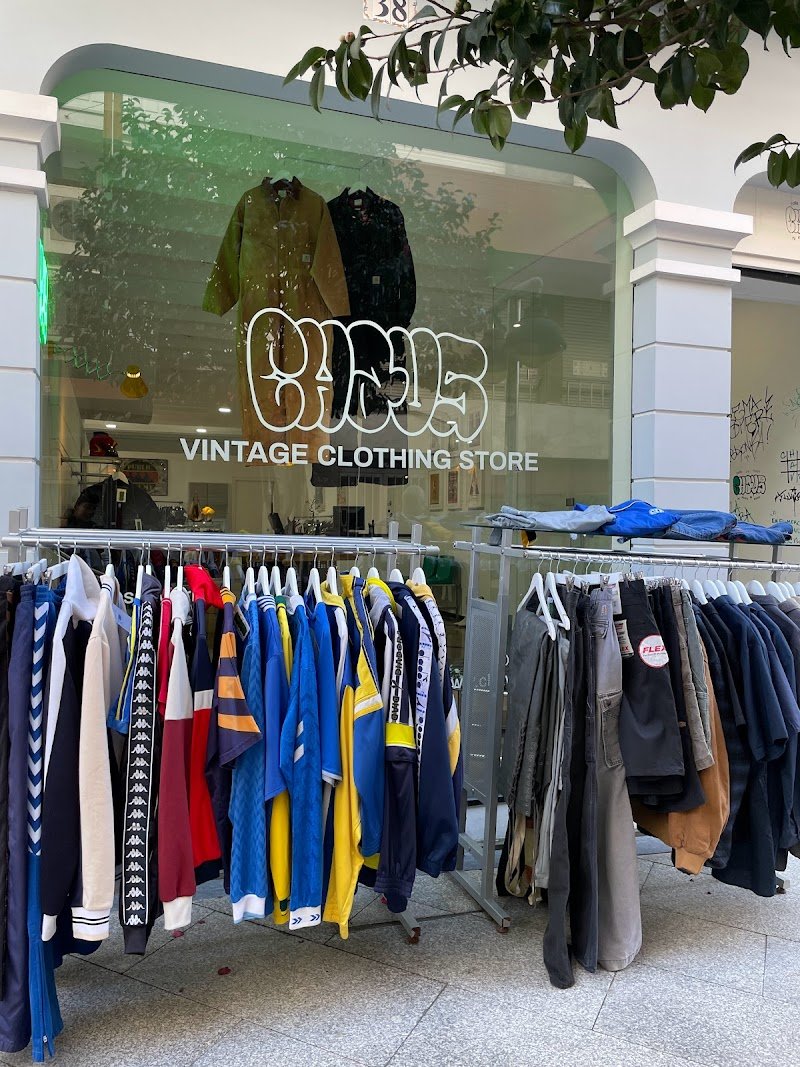 Chavs Clothing | Tienda de ropa vintage y upcycling — imaxe 2