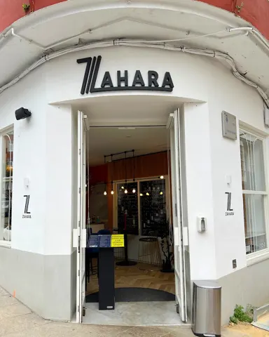 Zahara Ferrol | Restaurante | Hostal